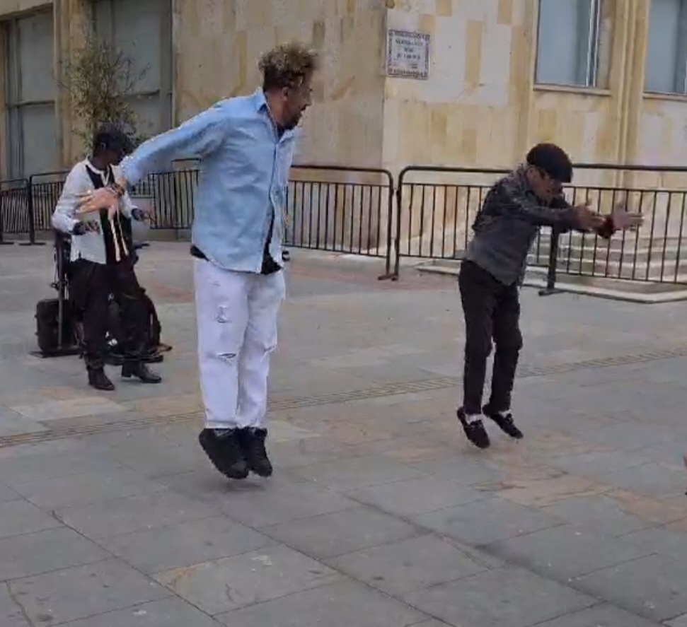 Kiki dancing in Colombia